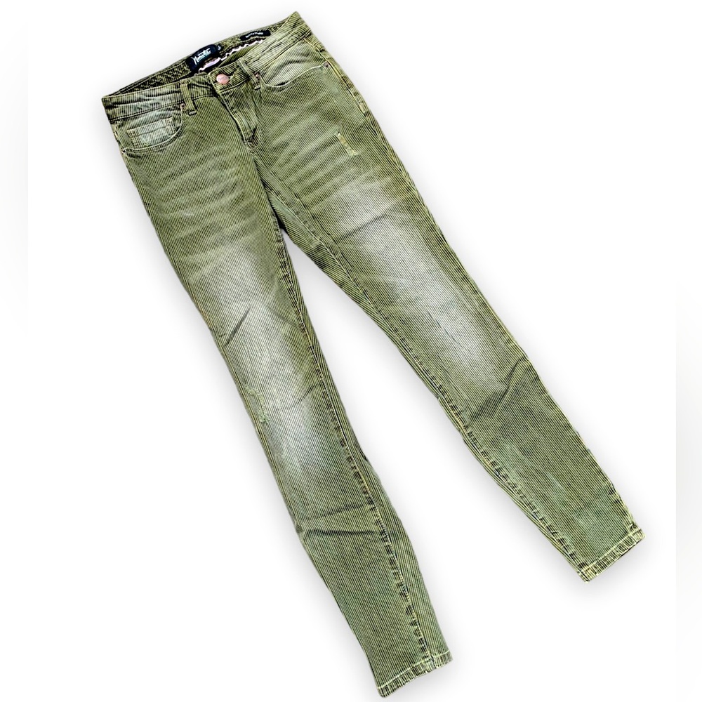Nanette Lepore Nolita Skinny lightweight jeans. Size 2